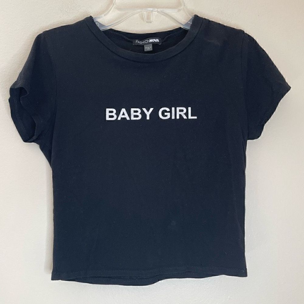 FashionNova|BabyGirL|Crop Top|Small| Cotton| Tee 